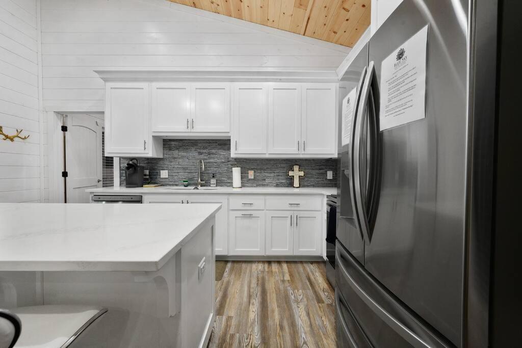 Diamond Cabin W/ Jet Shower & Secluded Back Deck! Broken Bow Extérieur photo