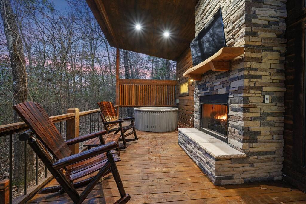 Diamond Cabin W/ Jet Shower & Secluded Back Deck! Broken Bow Extérieur photo