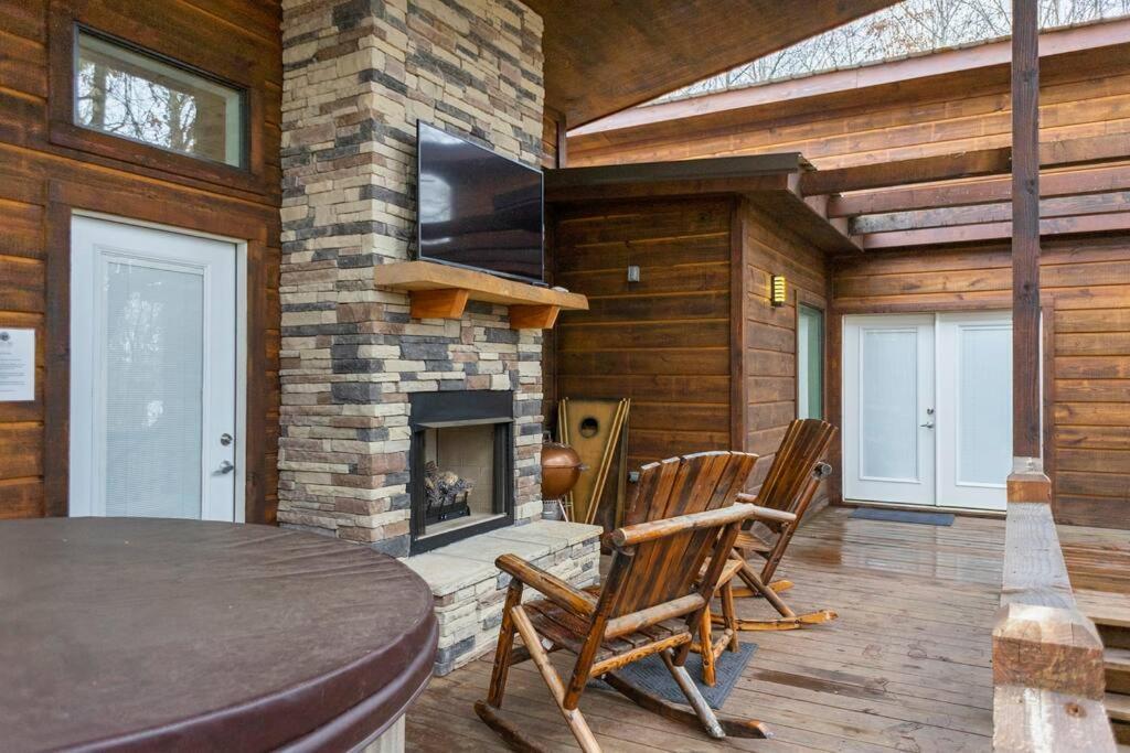 Diamond Cabin W/ Jet Shower & Secluded Back Deck! Broken Bow Extérieur photo