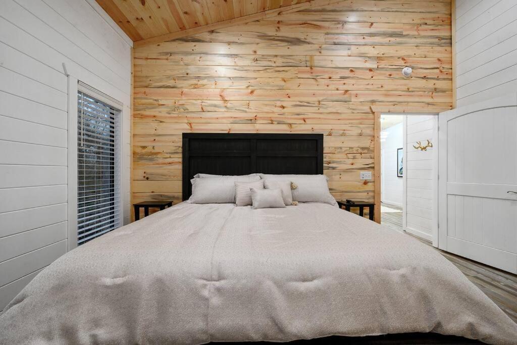 Diamond Cabin W/ Jet Shower & Secluded Back Deck! Broken Bow Extérieur photo